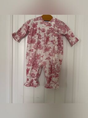 Bognar & Piccolini Size 9M Pink Toile Print Ruffle Zip Romper Baby Cottagecore
